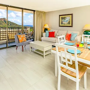  Apartment Diamond Head & Ocean View Gem Near Waikiki Beach, Parking's On Us